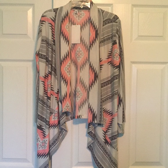 Aztec print cardigan NWT!!! - Picture 1 of 4